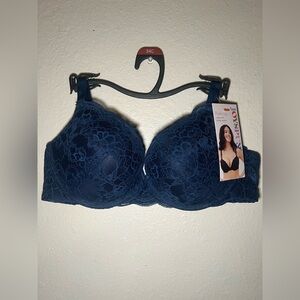Elegant Navy Lace Push-Up Bra